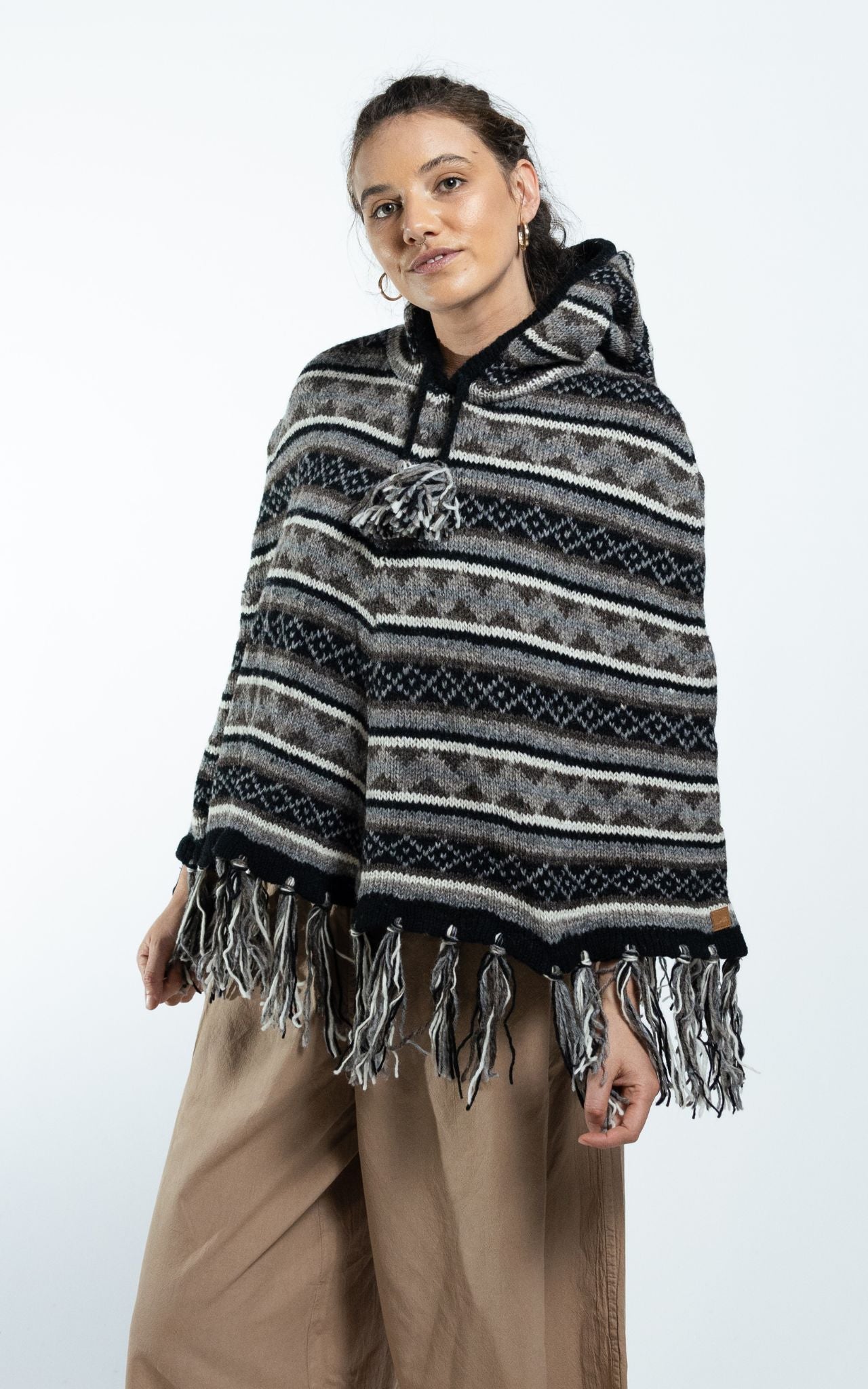 Surya Australia Ethical Wool Poncho made in Nepal - Grey